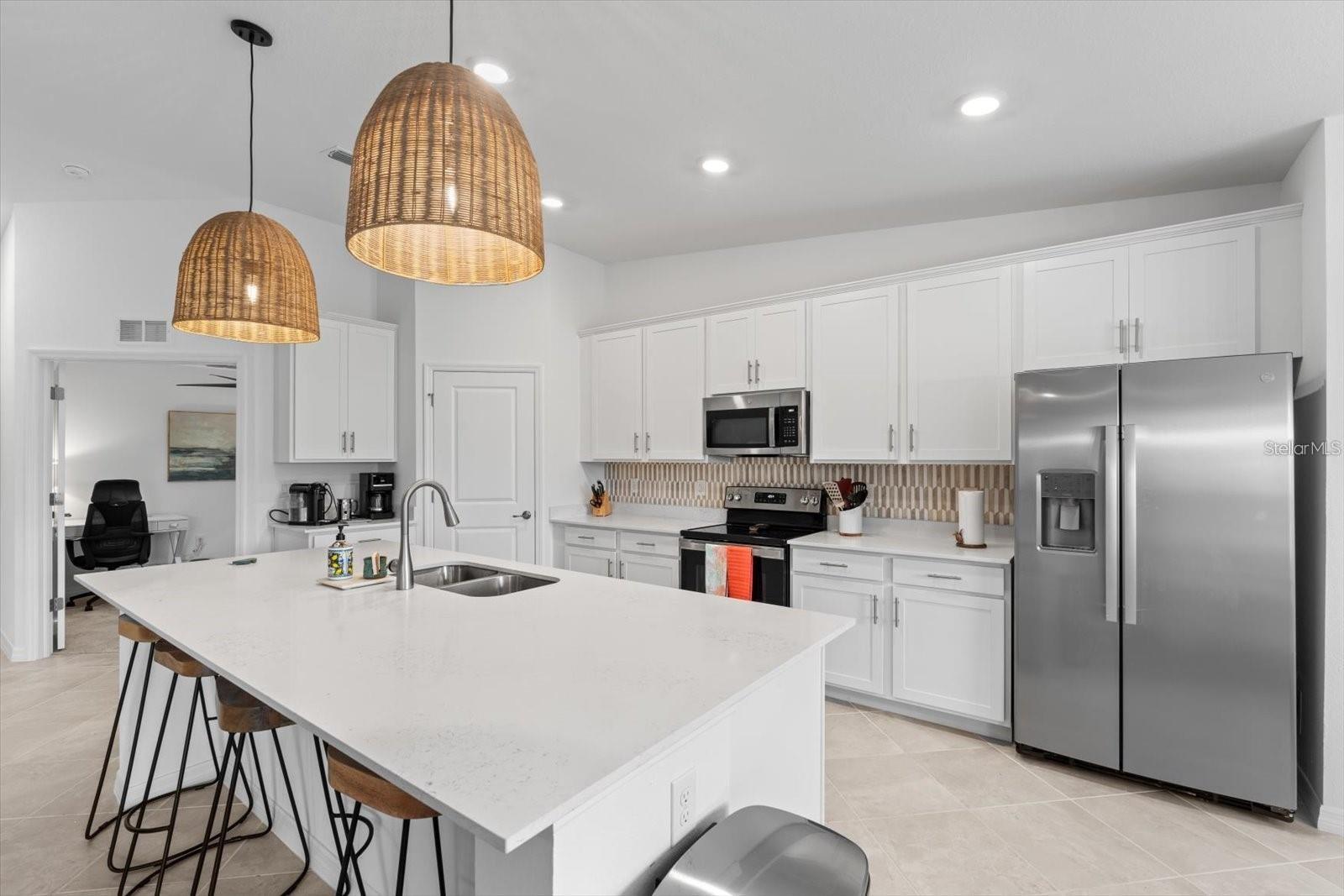 Image 11 of 73 For 12440 Wellen Golf Street 204