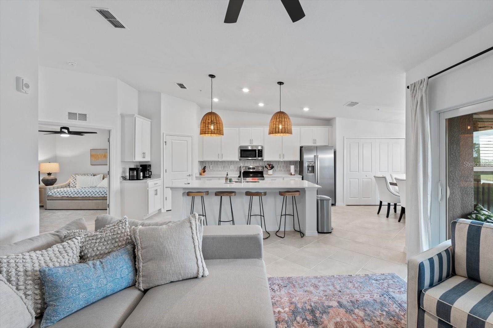 Image 17 of 73 For 12440 Wellen Golf Street 204