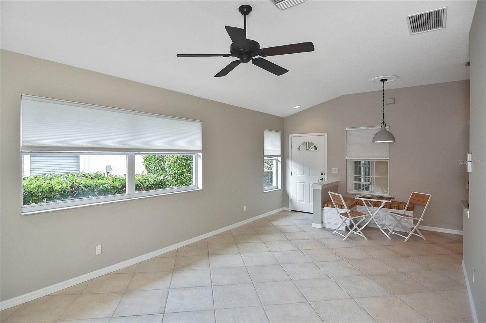 Image 4 of 40 For 1104 Auburn Cove Circle