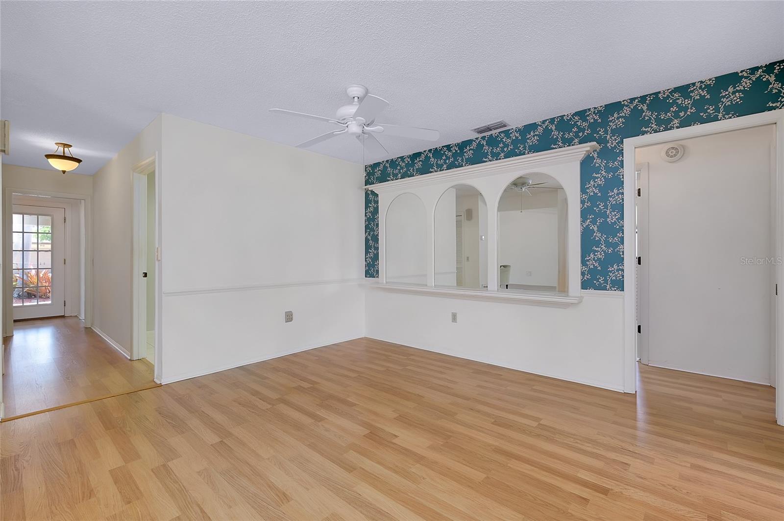 Image 22 of 95 For 915 Doral Lane