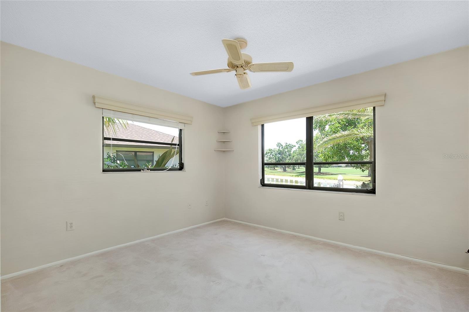 Image 44 of 95 For 915 Doral Lane