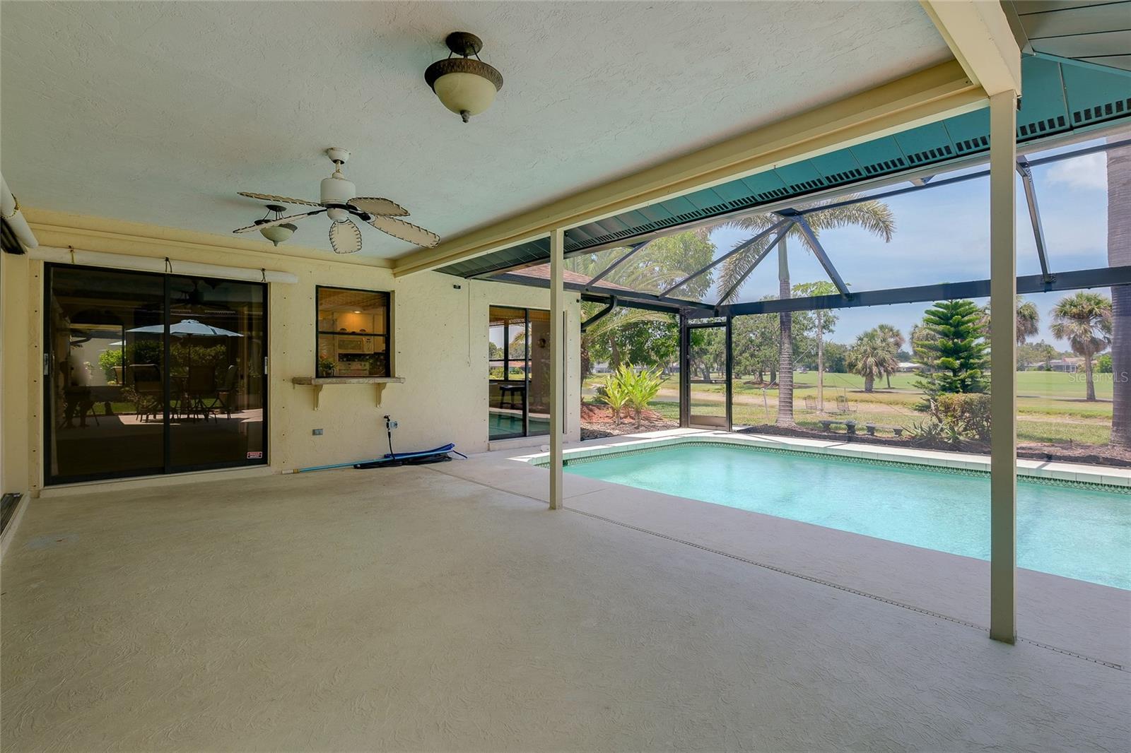 Image 56 of 95 For 915 Doral Lane