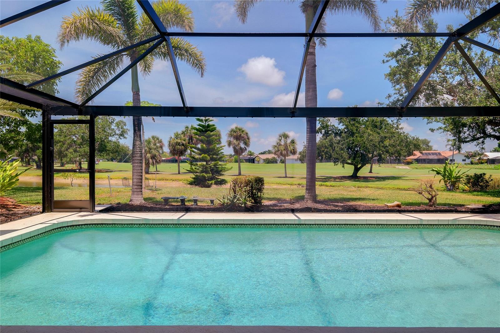 Image 60 of 95 For 915 Doral Lane