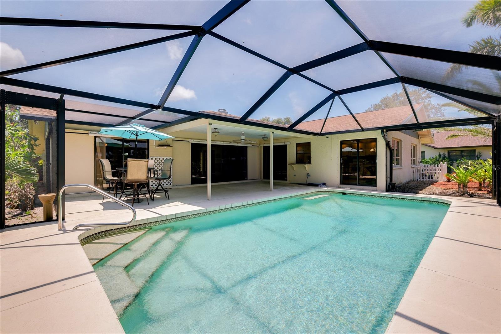 Image 63 of 95 For 915 Doral Lane