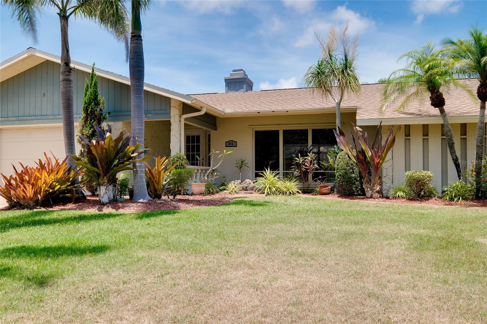 Image 80 of 95 For 915 Doral Lane