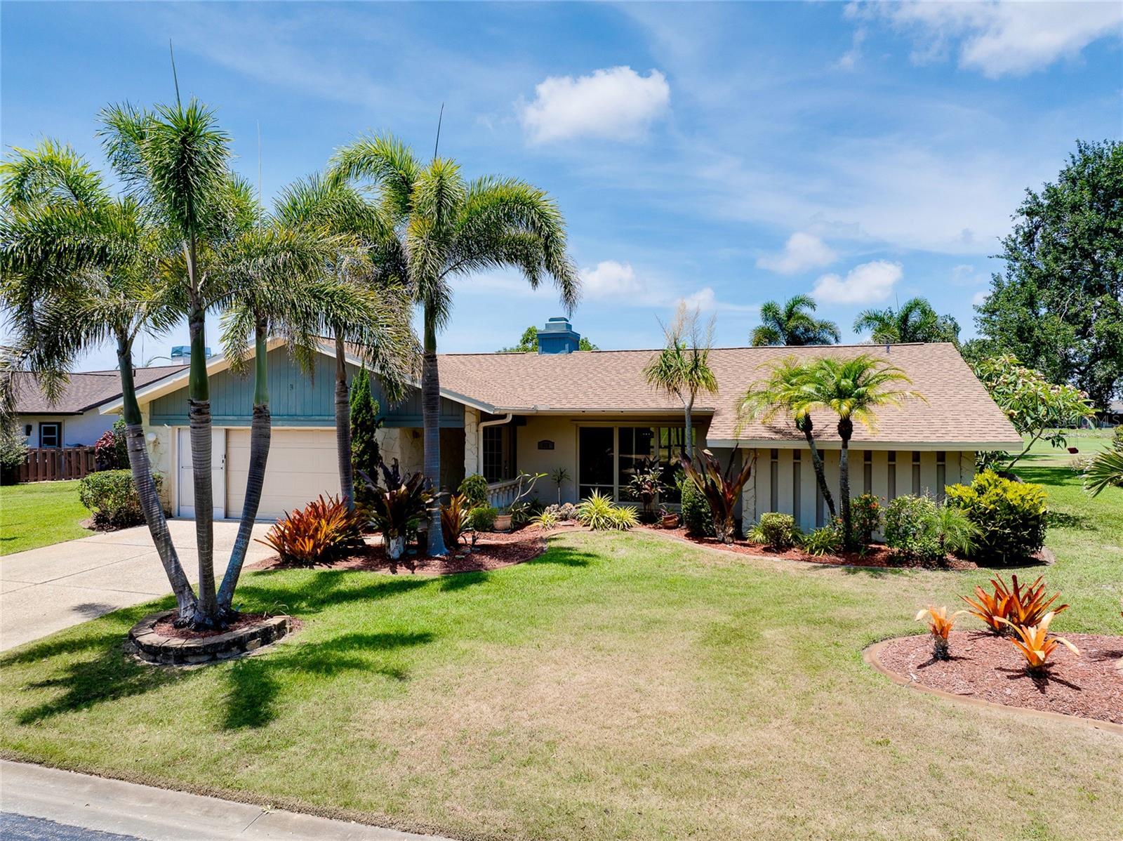 Image 82 of 95 For 915 Doral Lane