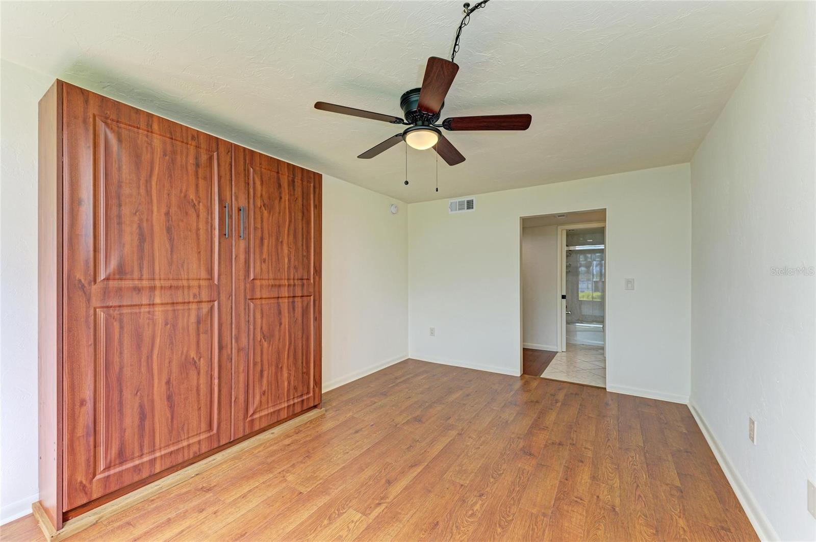 Image 16 of 71 For 618 Bird Bay Drive S 110