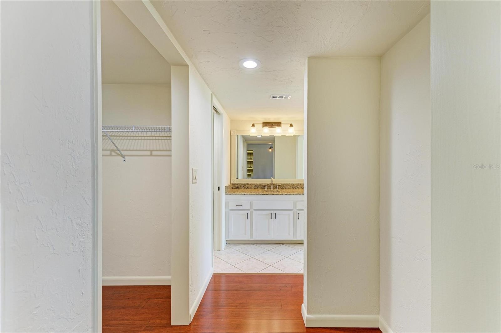 Image 18 of 71 For 618 Bird Bay Drive S 110