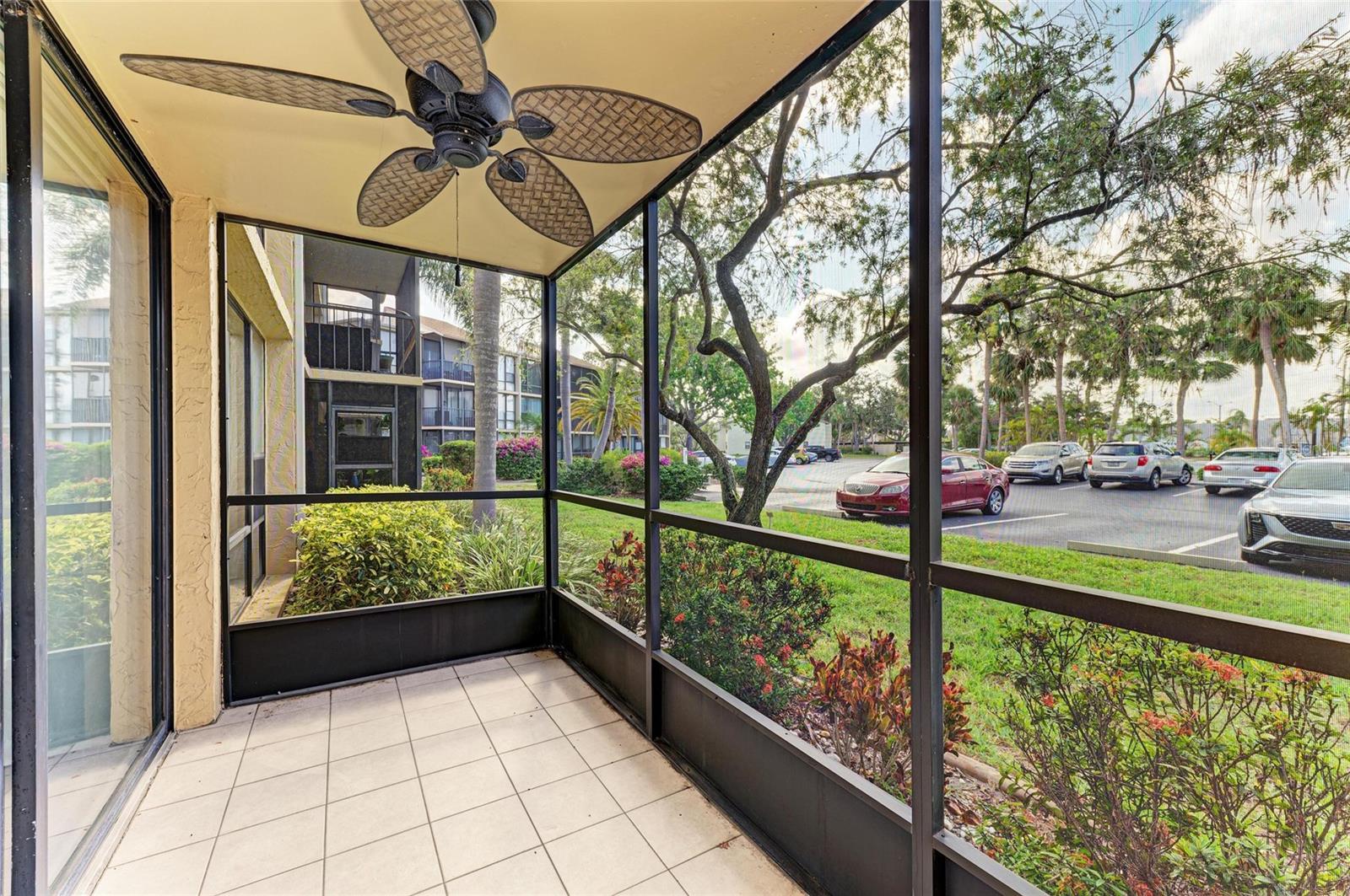 Image 33 of 71 For 618 Bird Bay Drive S 110