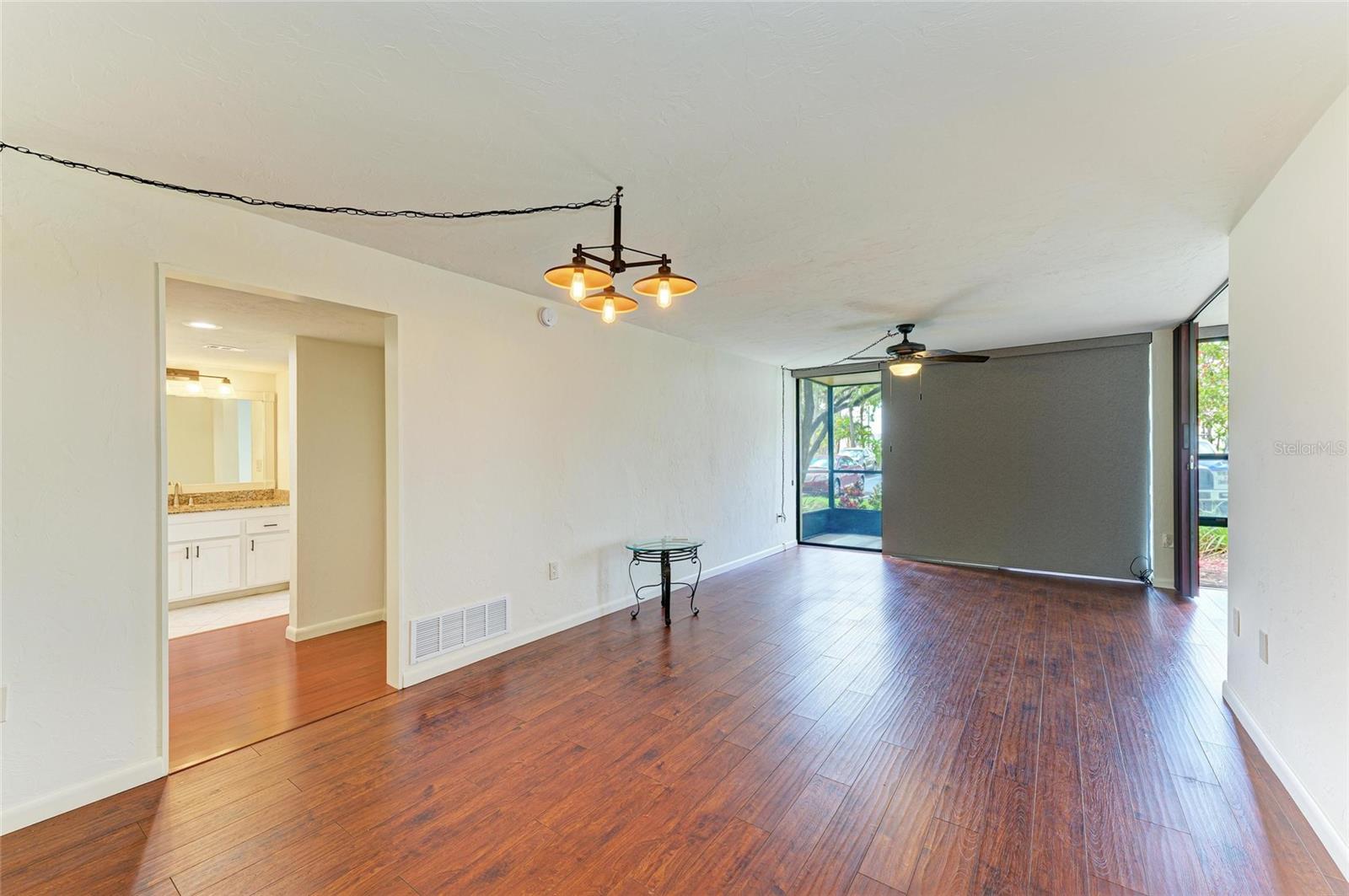 Image 5 of 71 For 618 Bird Bay Drive S 110