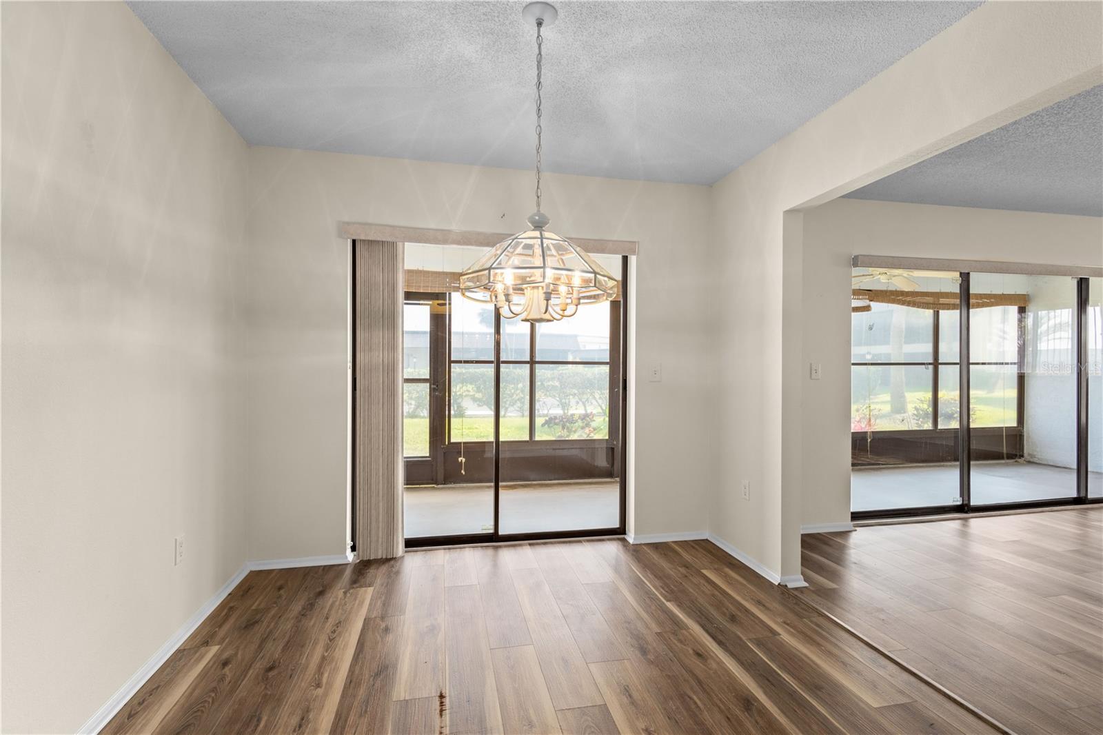 Image 6 of 26 For 1728 Lakeside Court 1720b