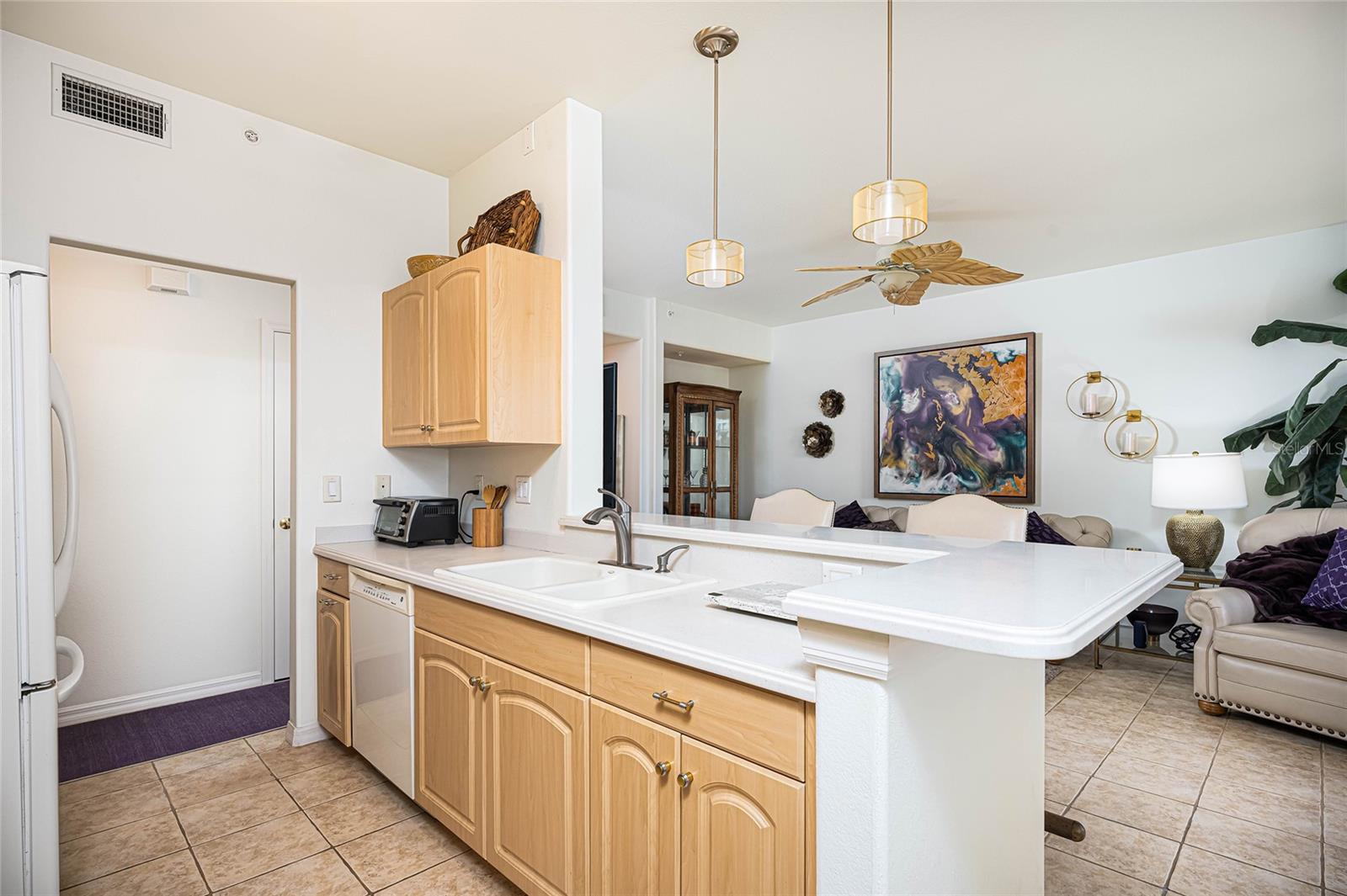 Image 10 of 45 For 1761 Auburn Lakes Drive 23