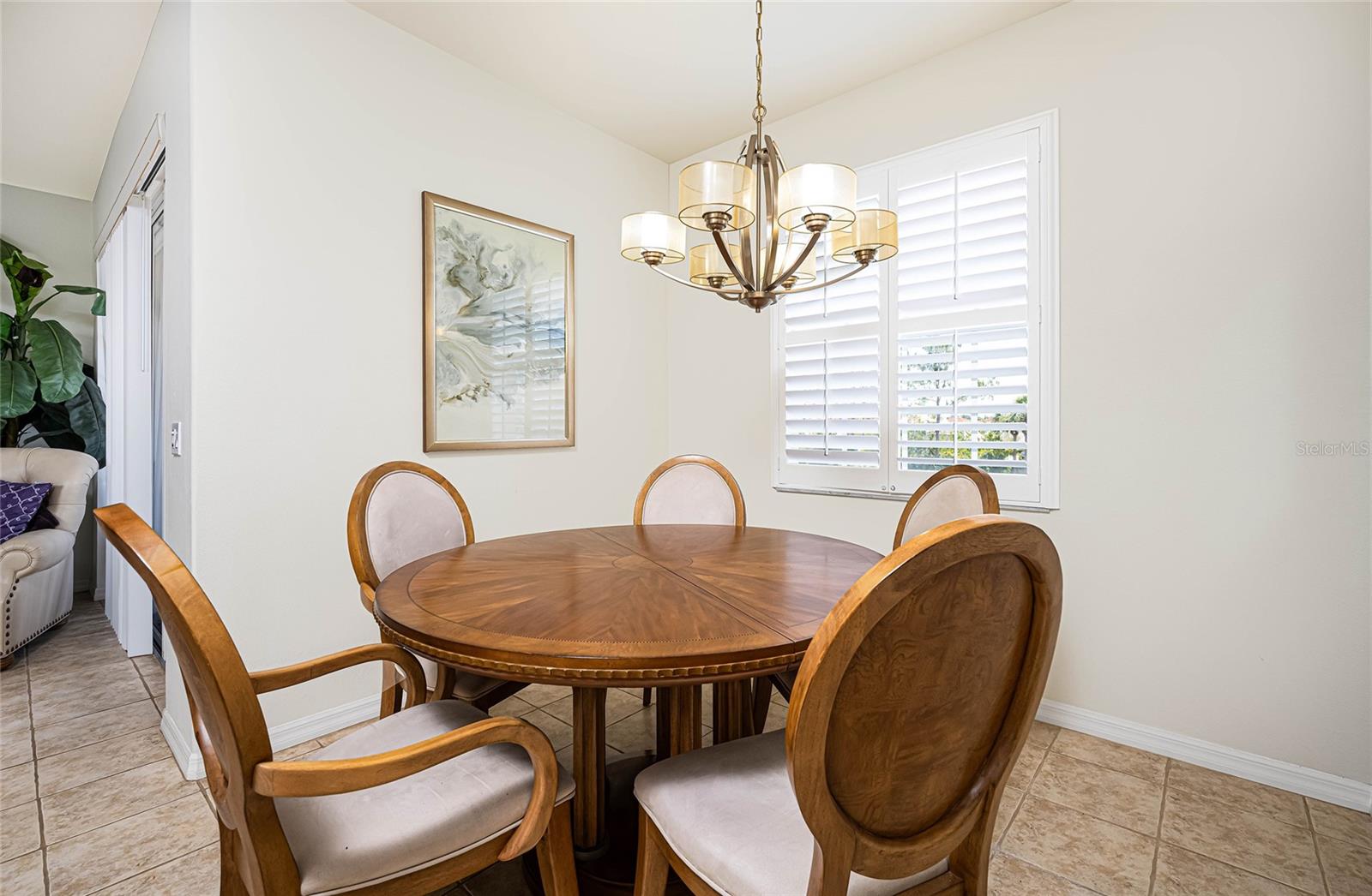 Image 13 of 45 For 1761 Auburn Lakes Drive 23