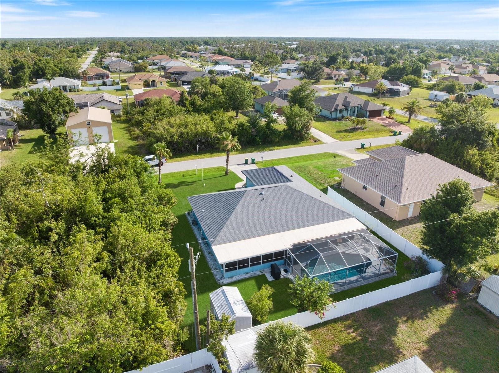Image 13 of 33 For 9277 Saint Catherine Avenue