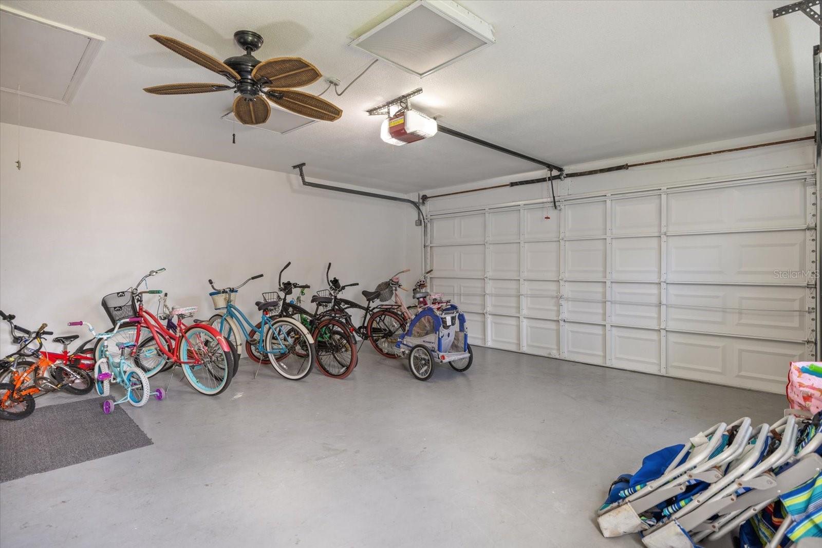 Image 17 of 33 For 9277 Saint Catherine Avenue