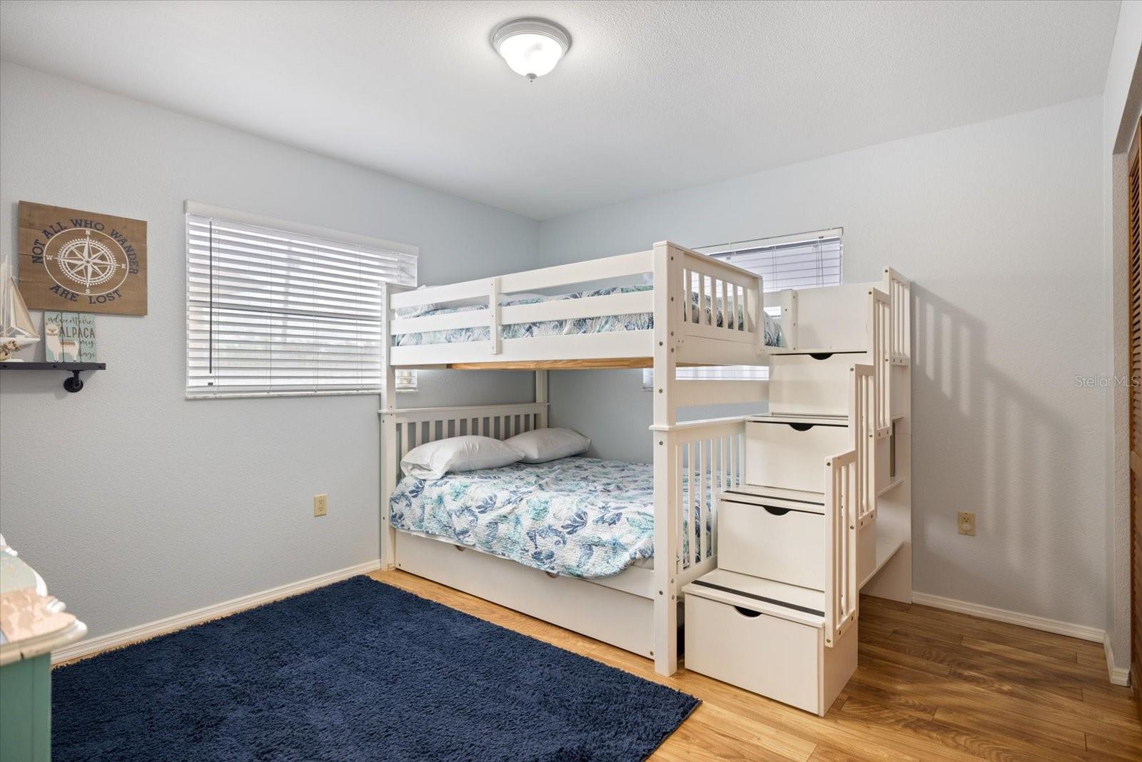 Image 22 of 33 For 9277 Saint Catherine Avenue