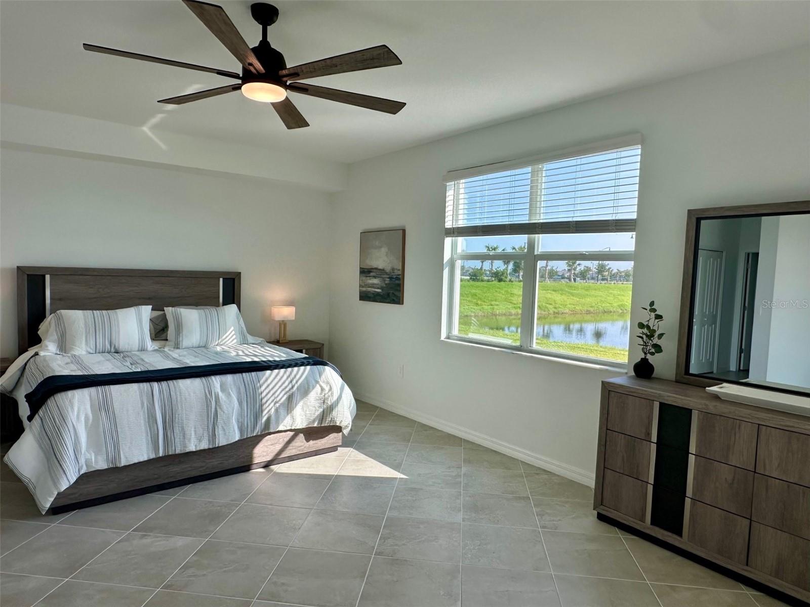 Image 11 of 40 For 12680 Radiance Court 102