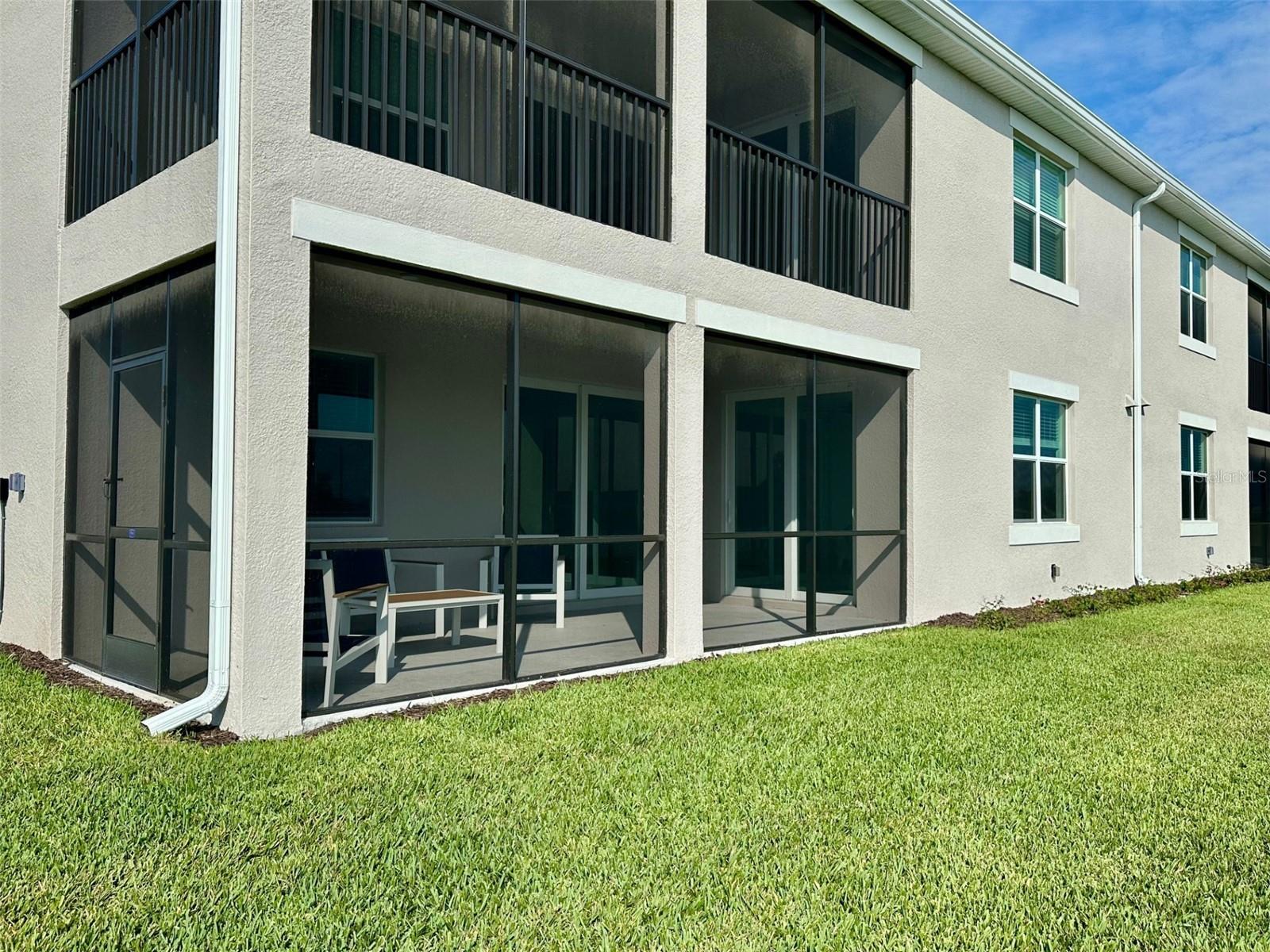 Image 18 of 40 For 12680 Radiance Court 102