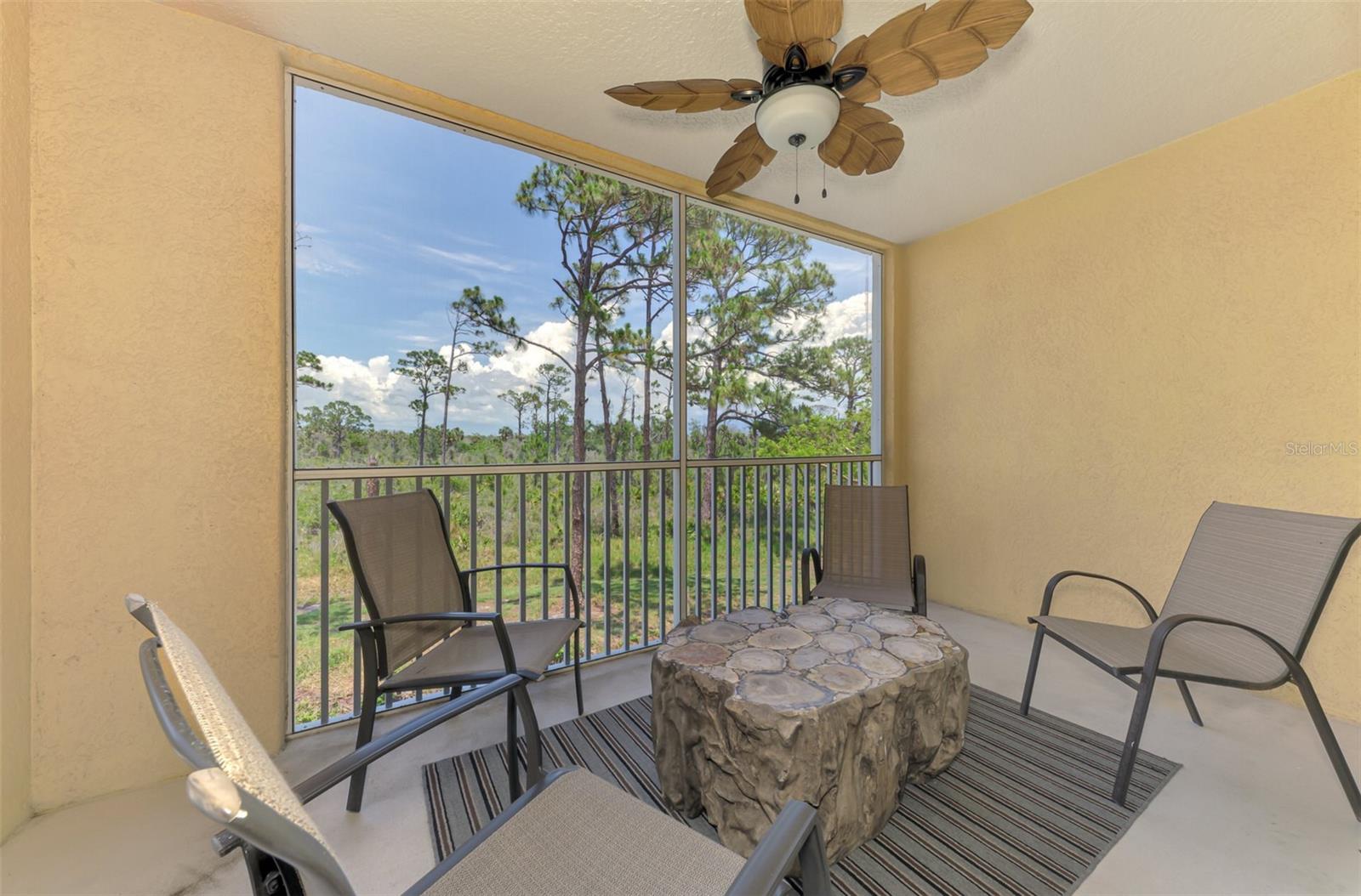 Image 38 of 67 For 8409 Placida Road 206