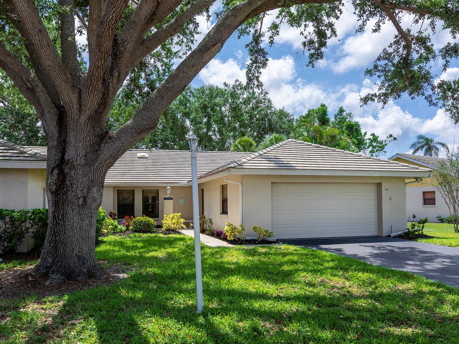Details for 114 Southampton Place N 237, VENICE, FL 34293