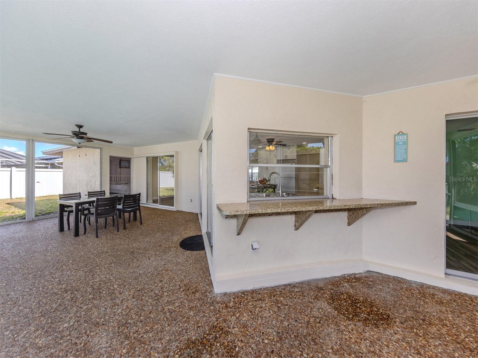 Image 14 of 82 For 1229 Lucaya Avenue