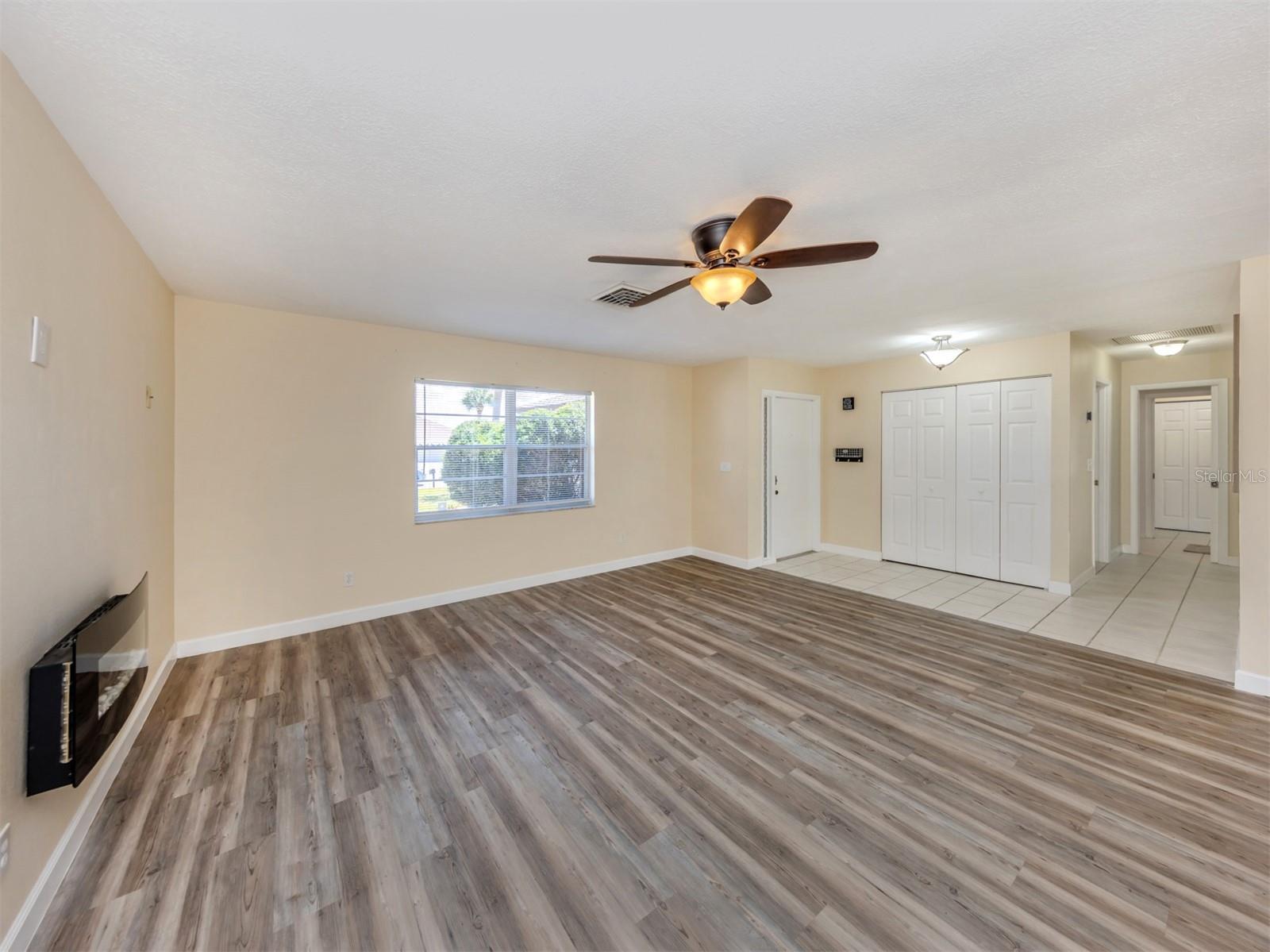 Image 20 of 82 For 1229 Lucaya Avenue