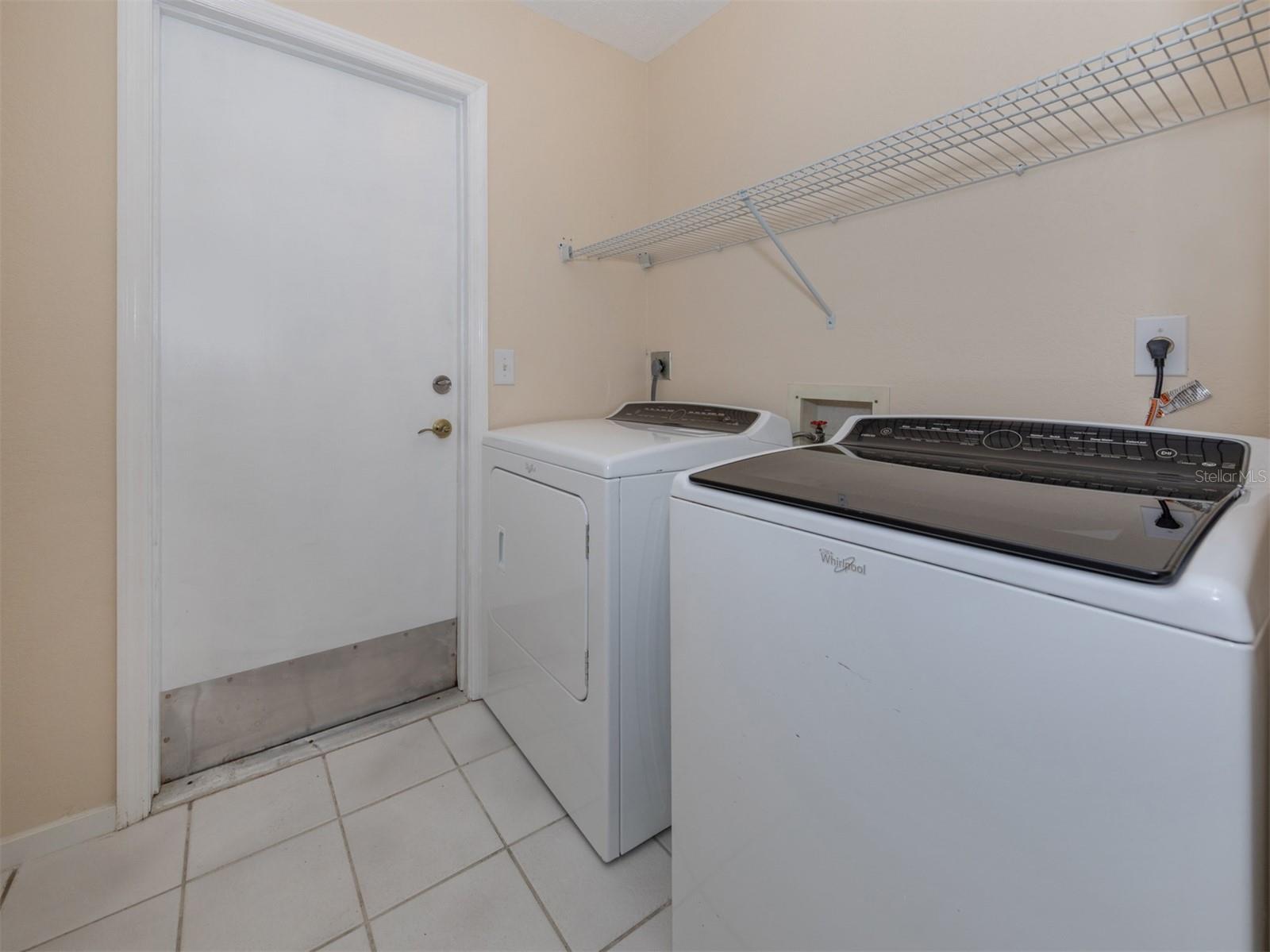Image 33 of 82 For 1229 Lucaya Avenue