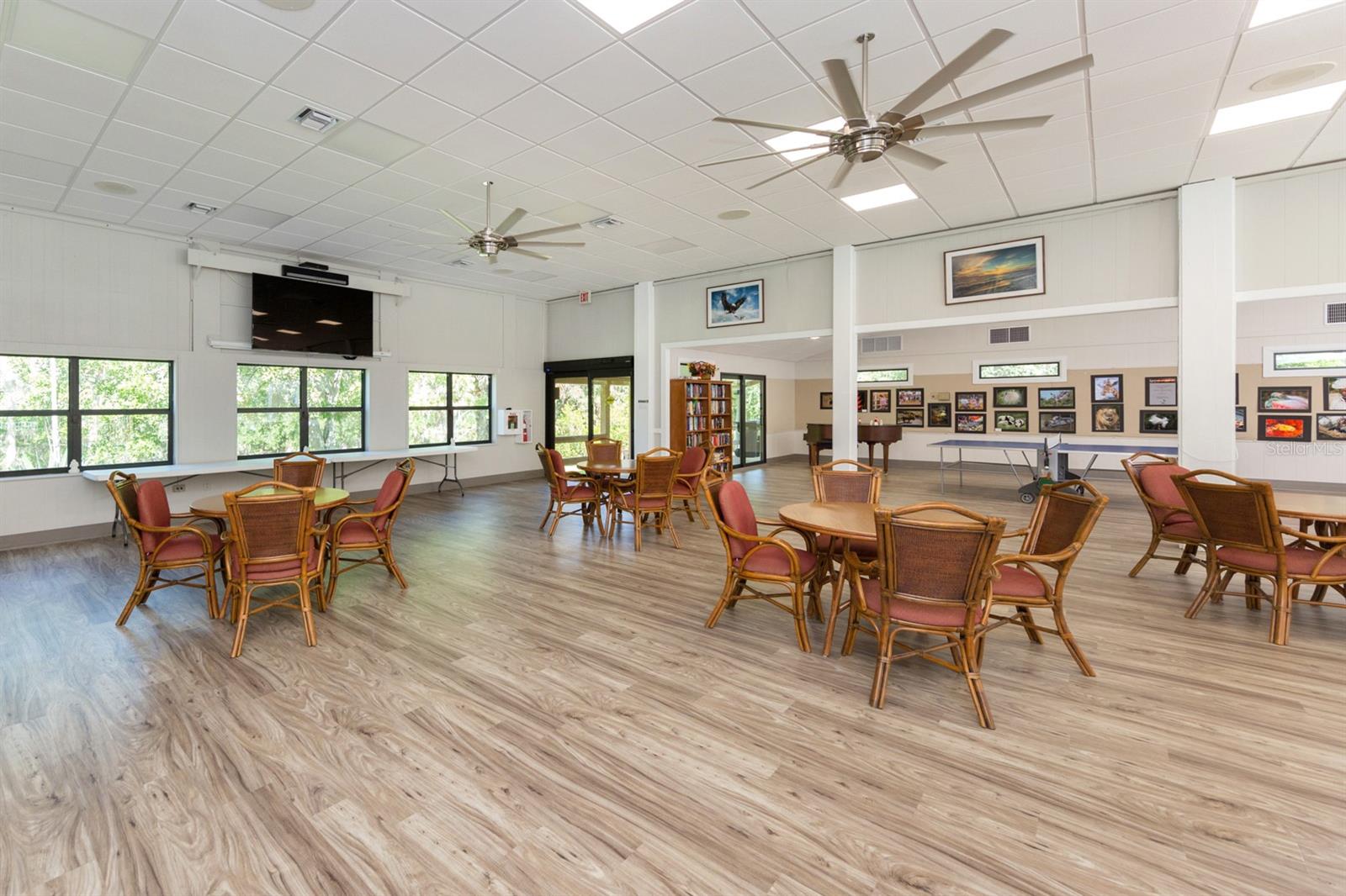 Image 41 of 82 For 1229 Lucaya Avenue