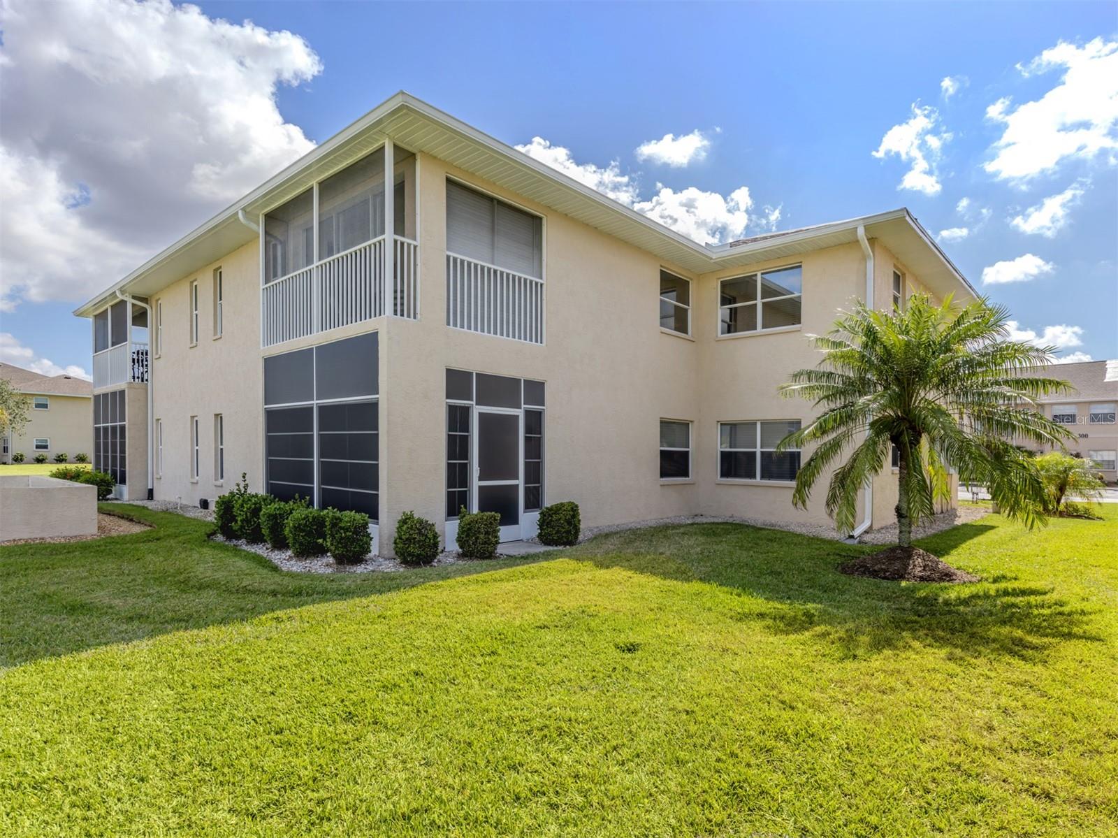 Image 3 of 35 For 5800 Sabal Trace Drive 904