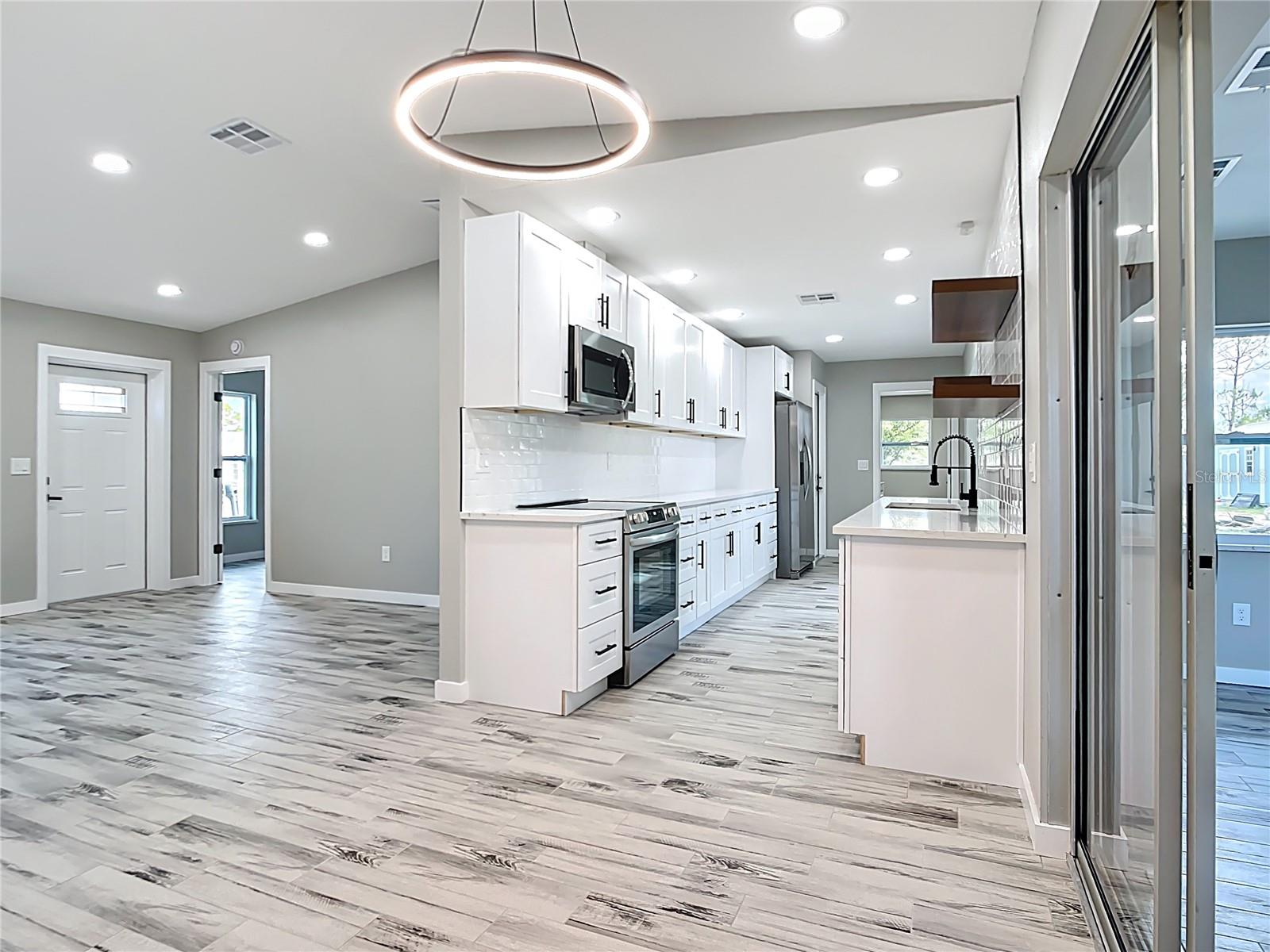 Image 11 of 41 For 7140 Teaberry Street