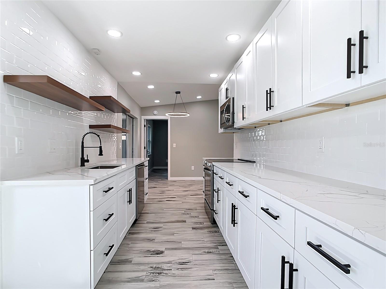 Image 17 of 41 For 7140 Teaberry Street