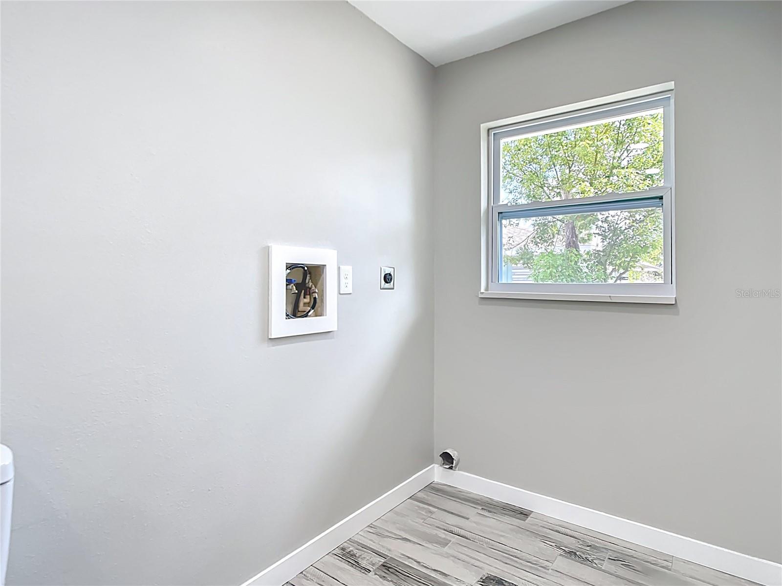 Image 37 of 41 For 7140 Teaberry Street