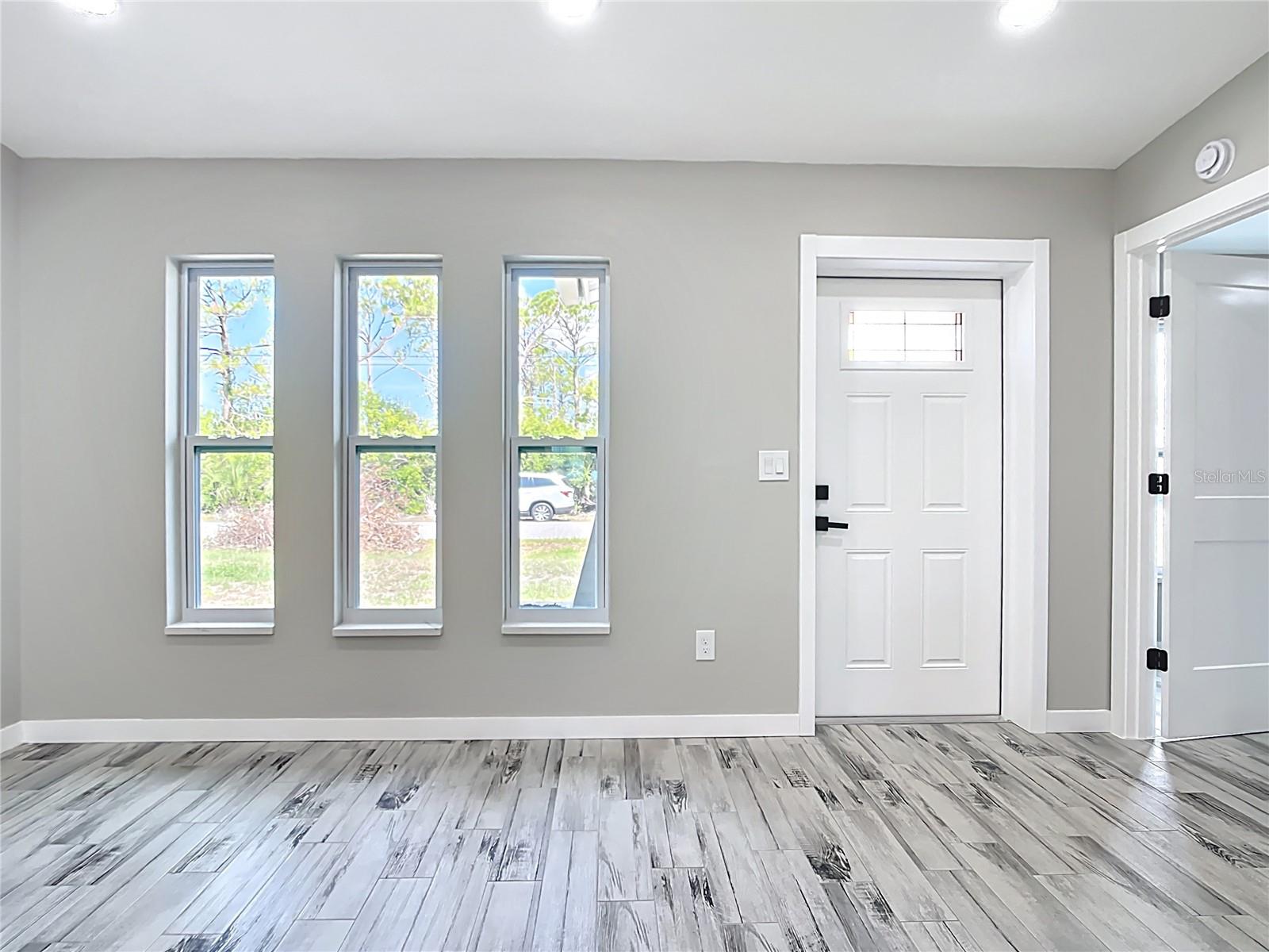 Image 6 of 41 For 7140 Teaberry Street