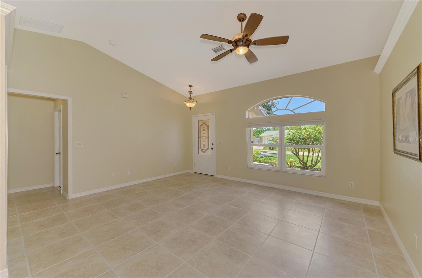 Image 7 of 47 For 331 Bucknell Road