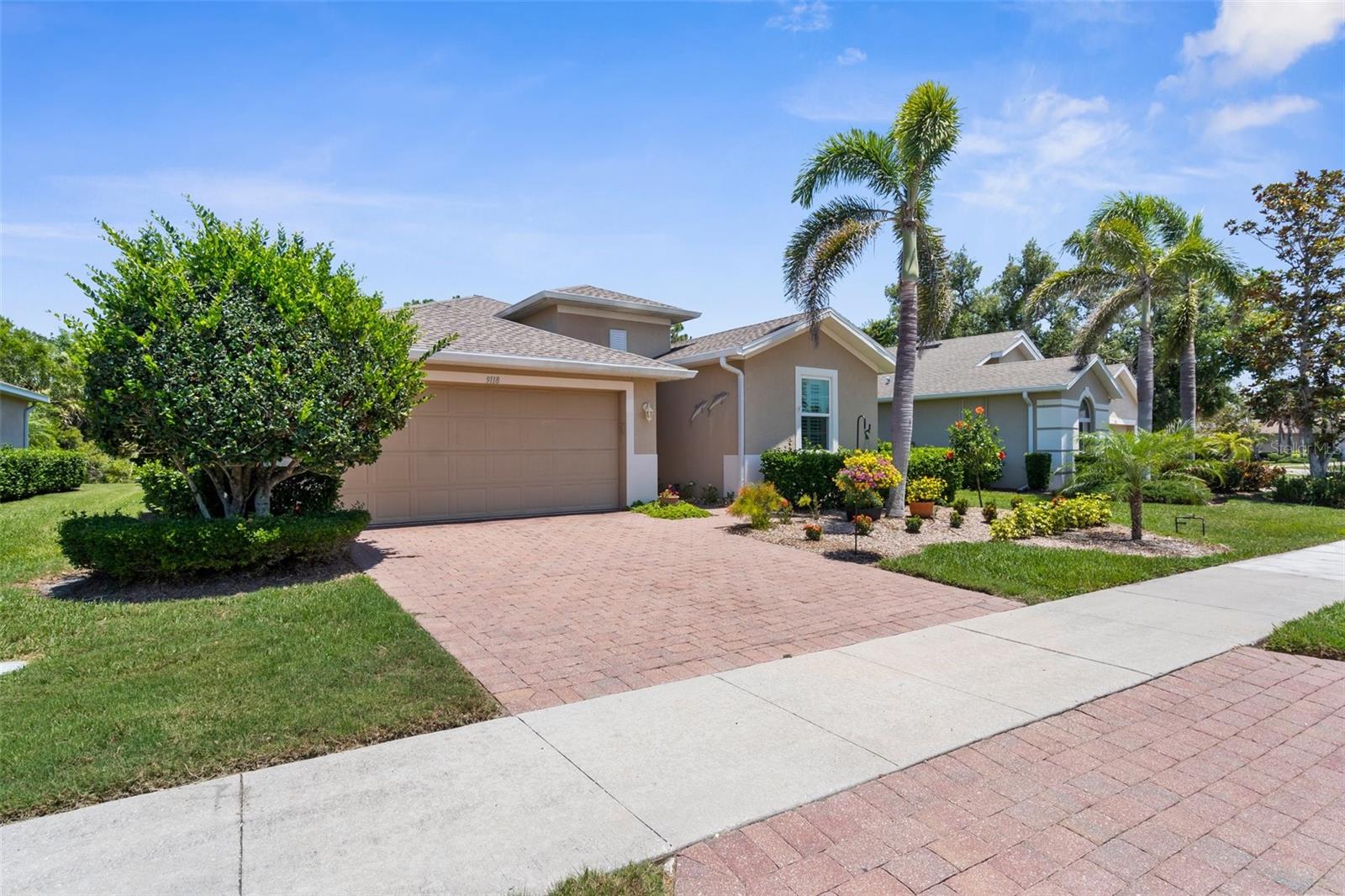 Image 7 of 79 For 9118 Coachman Drive