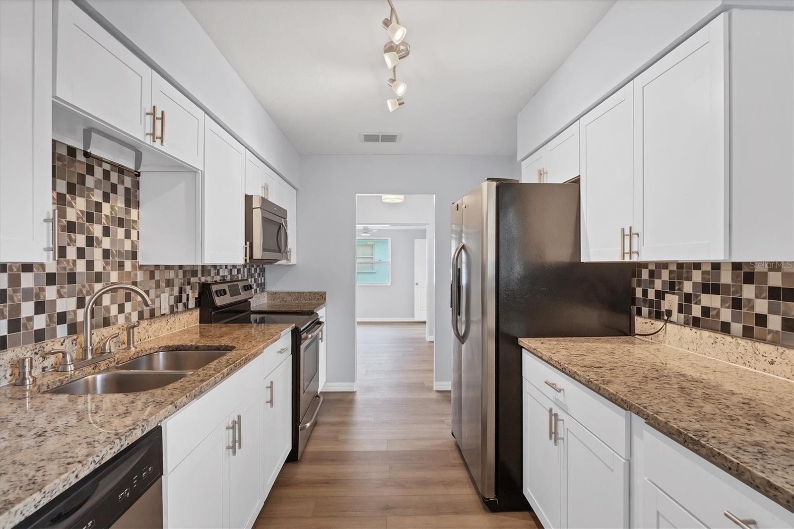 Image 10 of 35 For 3616 Lalani Boulevard