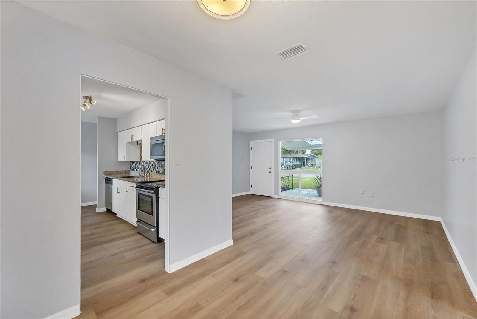 Image 11 of 35 For 3616 Lalani Boulevard