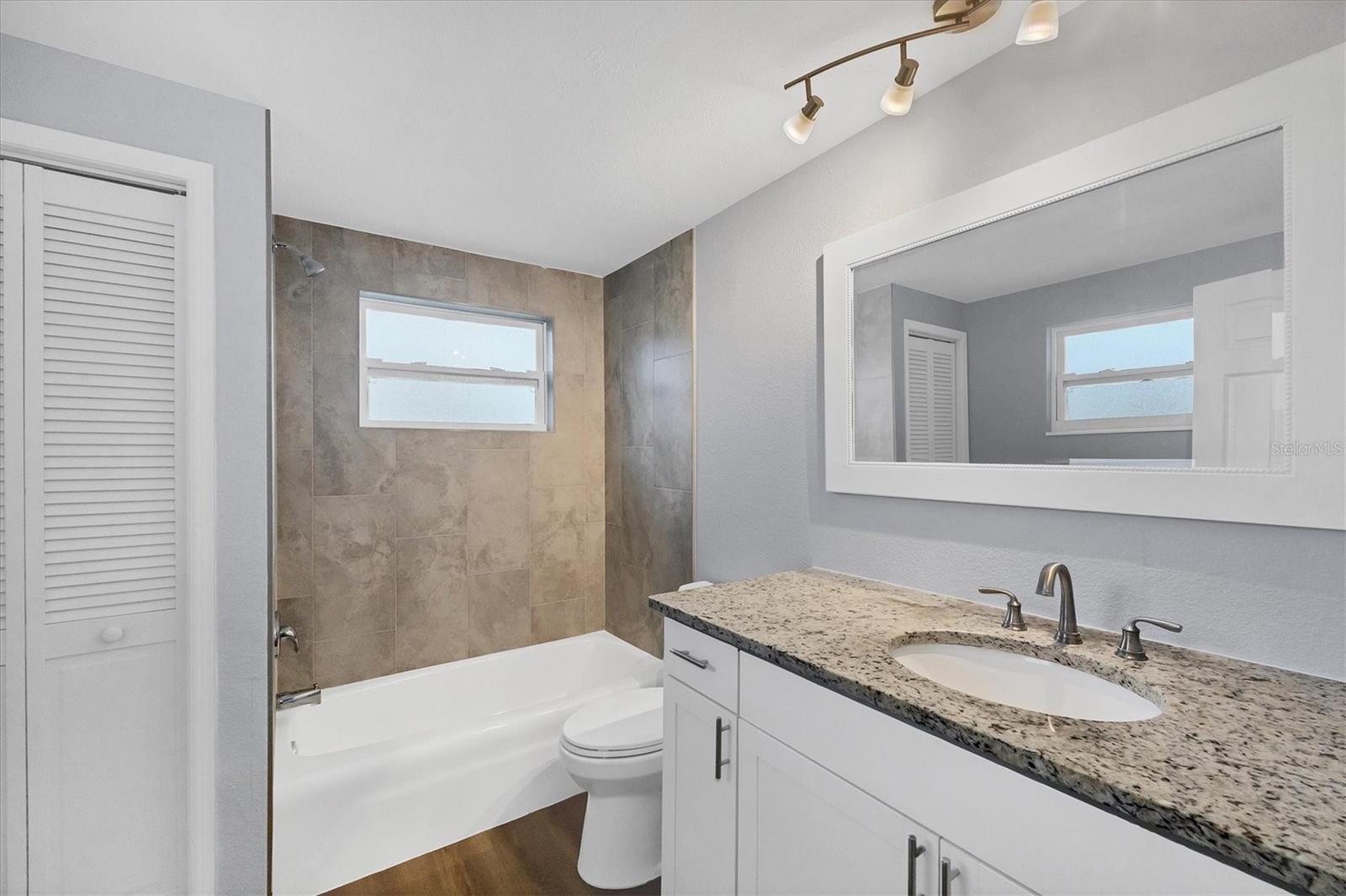 Image 16 of 35 For 3616 Lalani Boulevard
