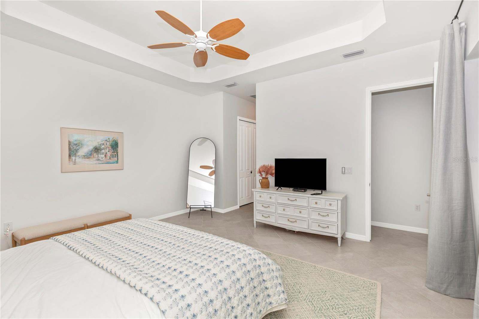 Image 21 of 100 For 17475 Jadestone Court