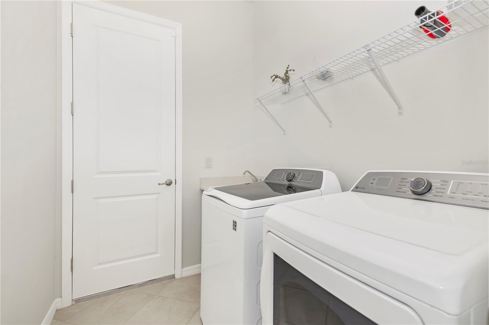 Image 36 of 100 For 17475 Jadestone Court