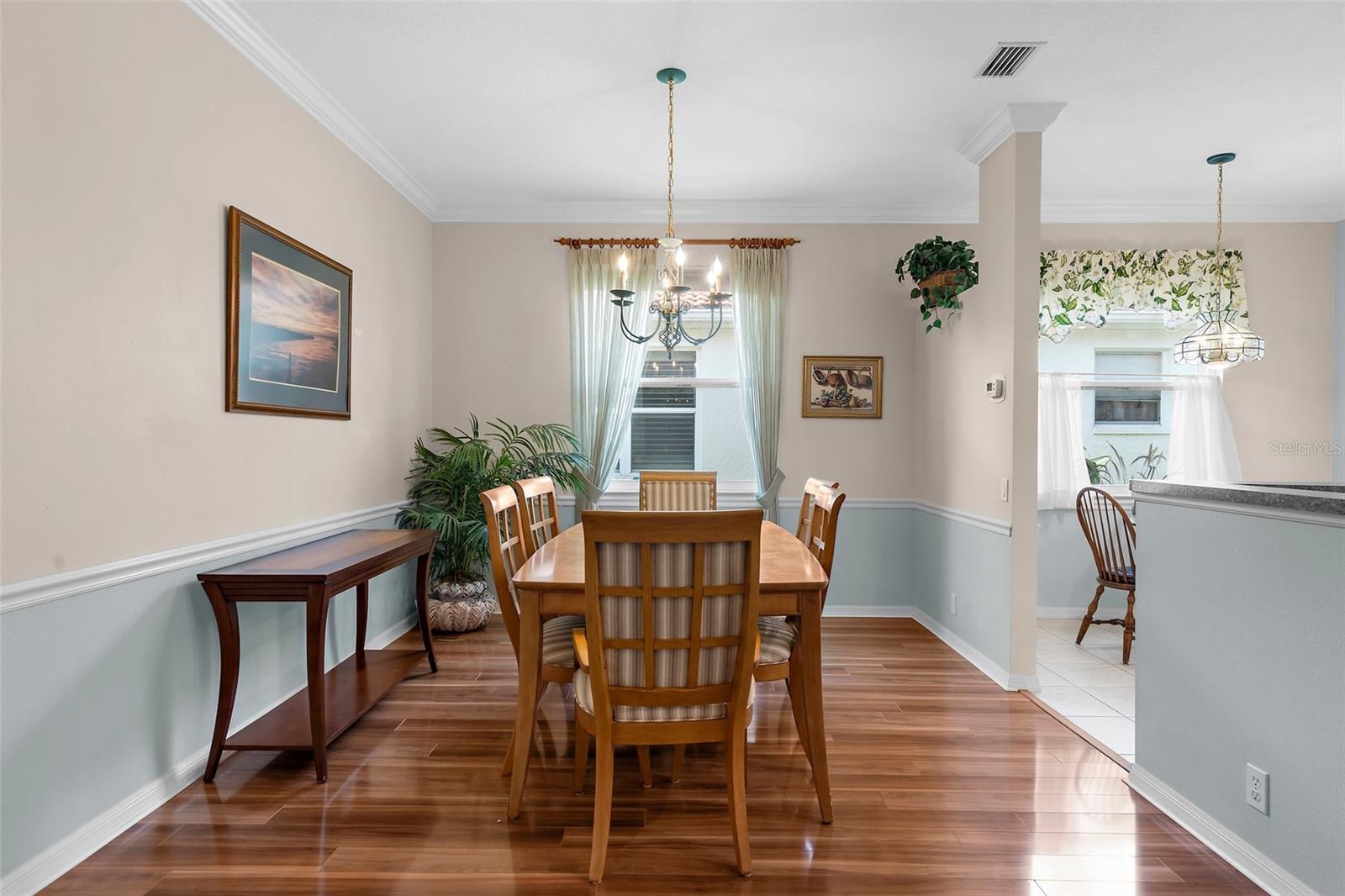 Image 16 of 42 For 4378 Summertree Road