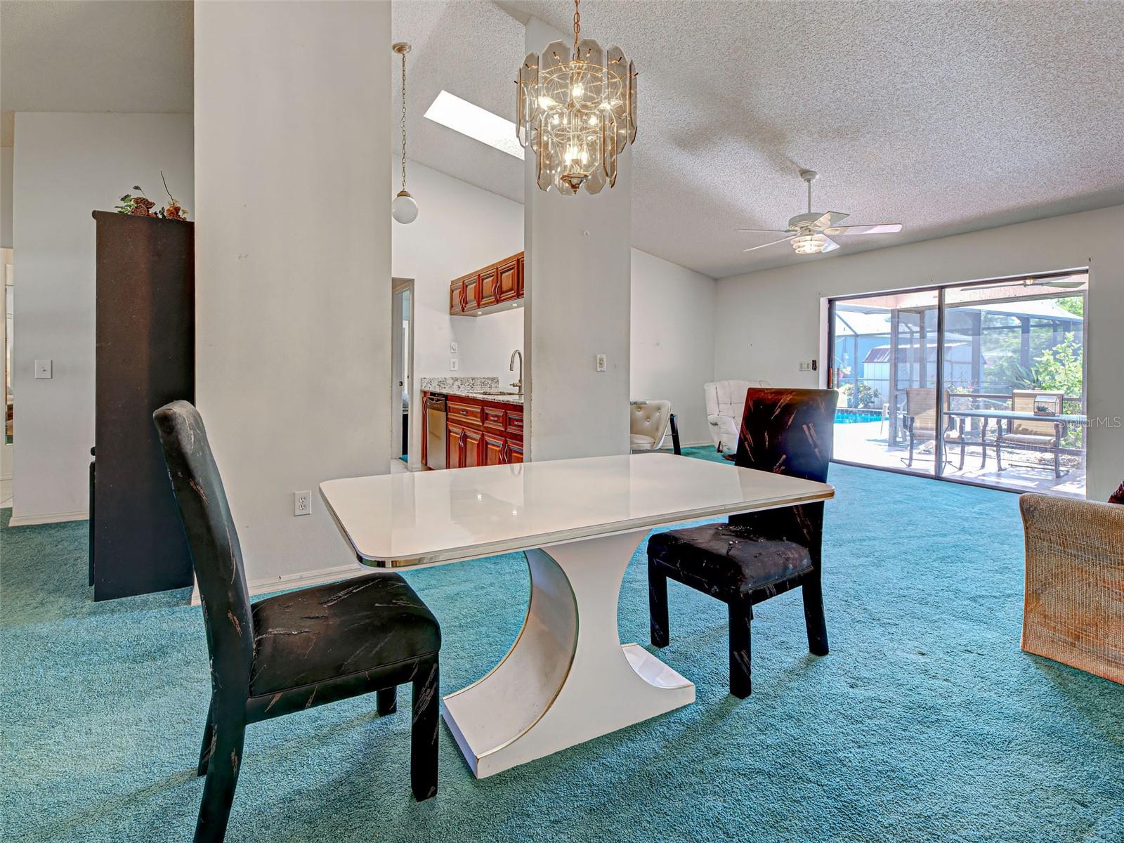 Image 13 of 68 For 2194 Abalom Street