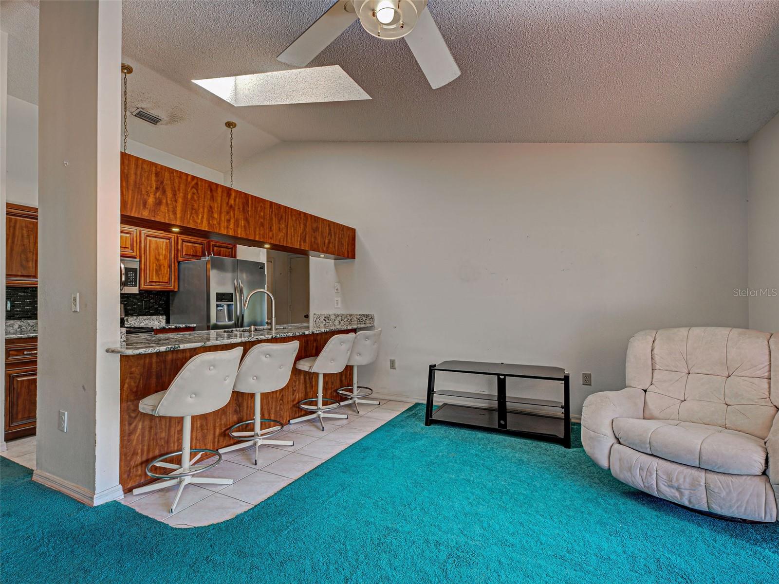 Image 18 of 68 For 2194 Abalom Street