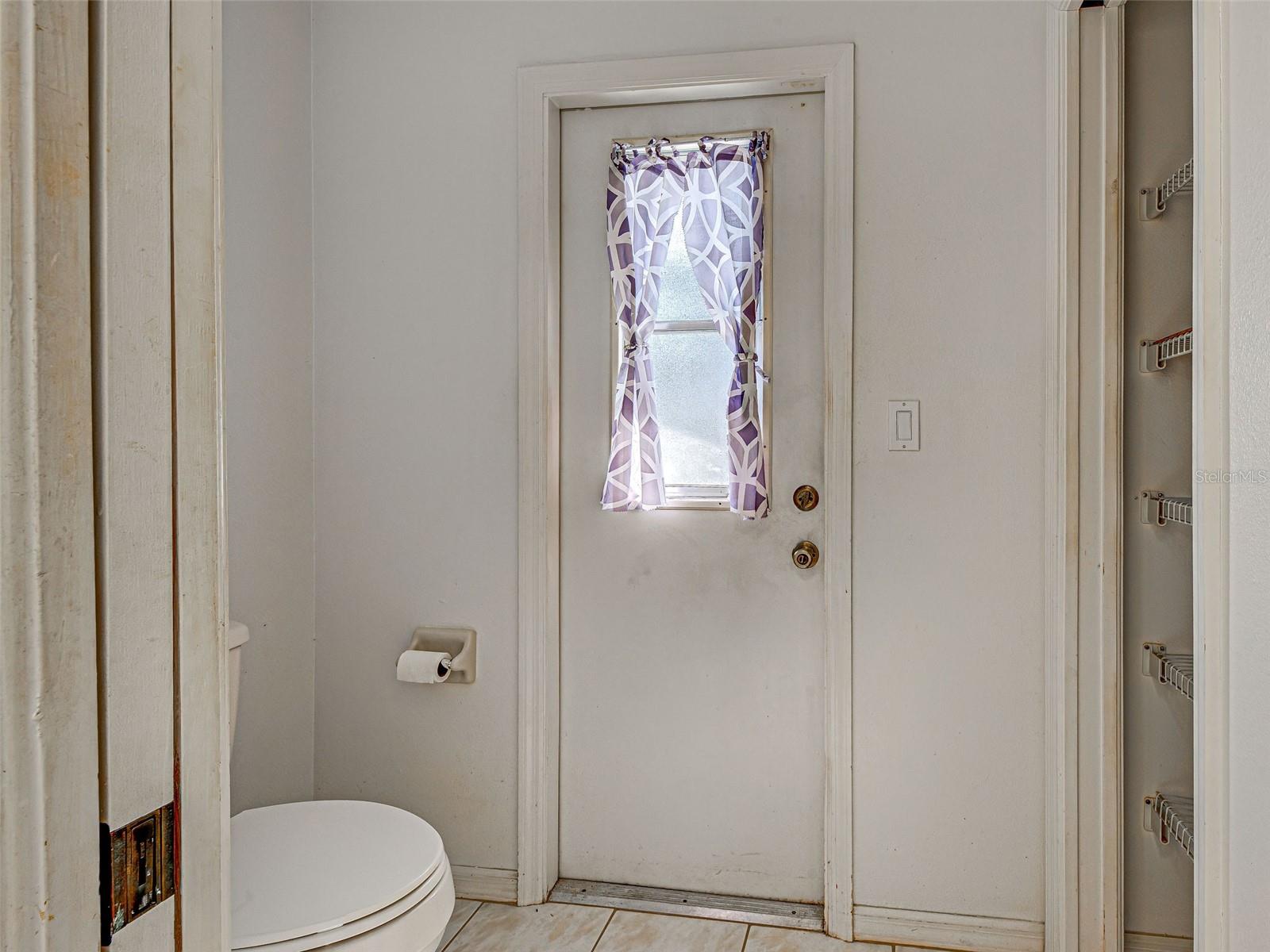 Image 32 of 68 For 2194 Abalom Street