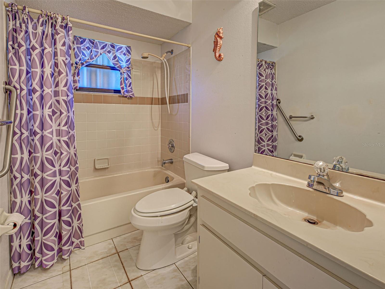 Image 37 of 68 For 2194 Abalom Street