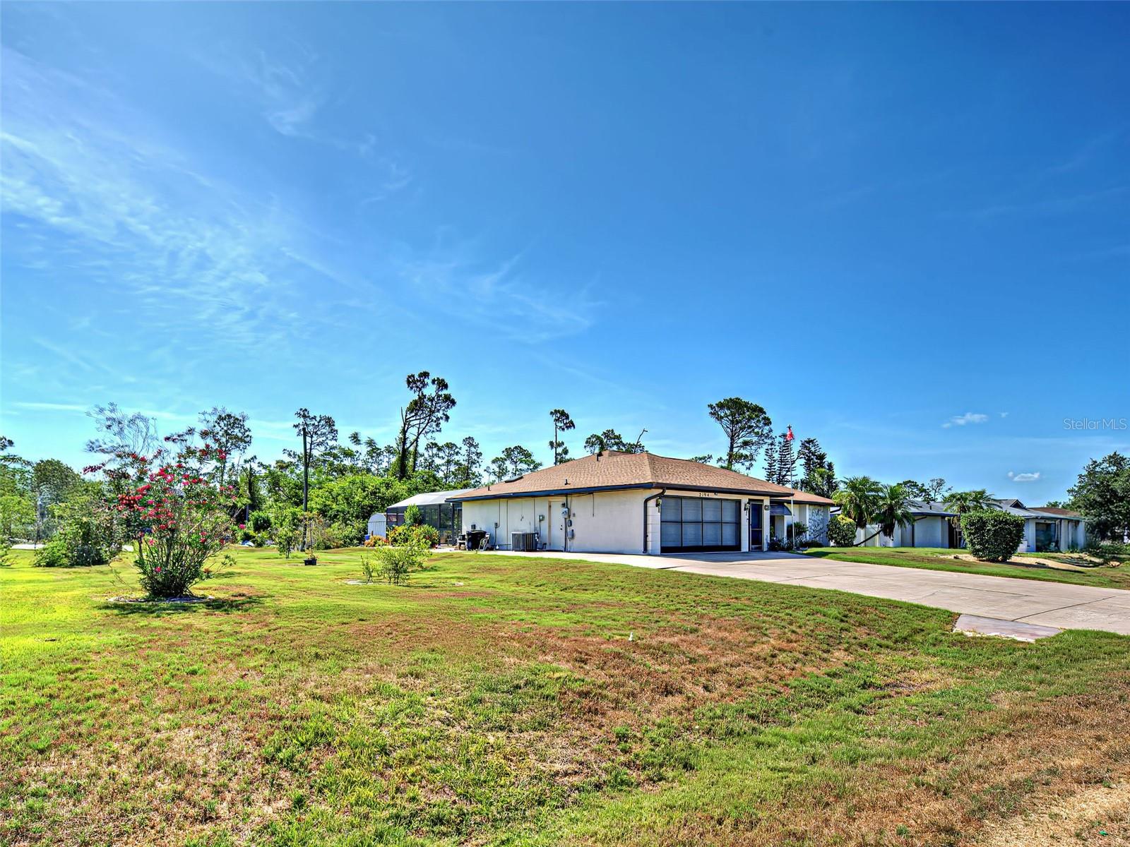 Image 5 of 68 For 2194 Abalom Street