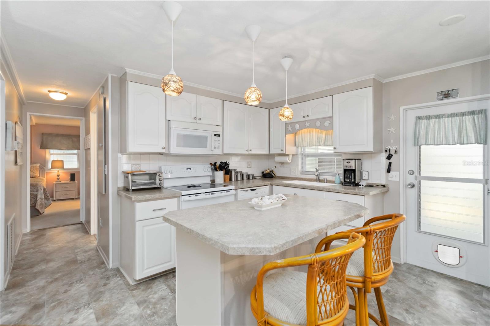 Image 8 of 59 For 491 Cervina Drive