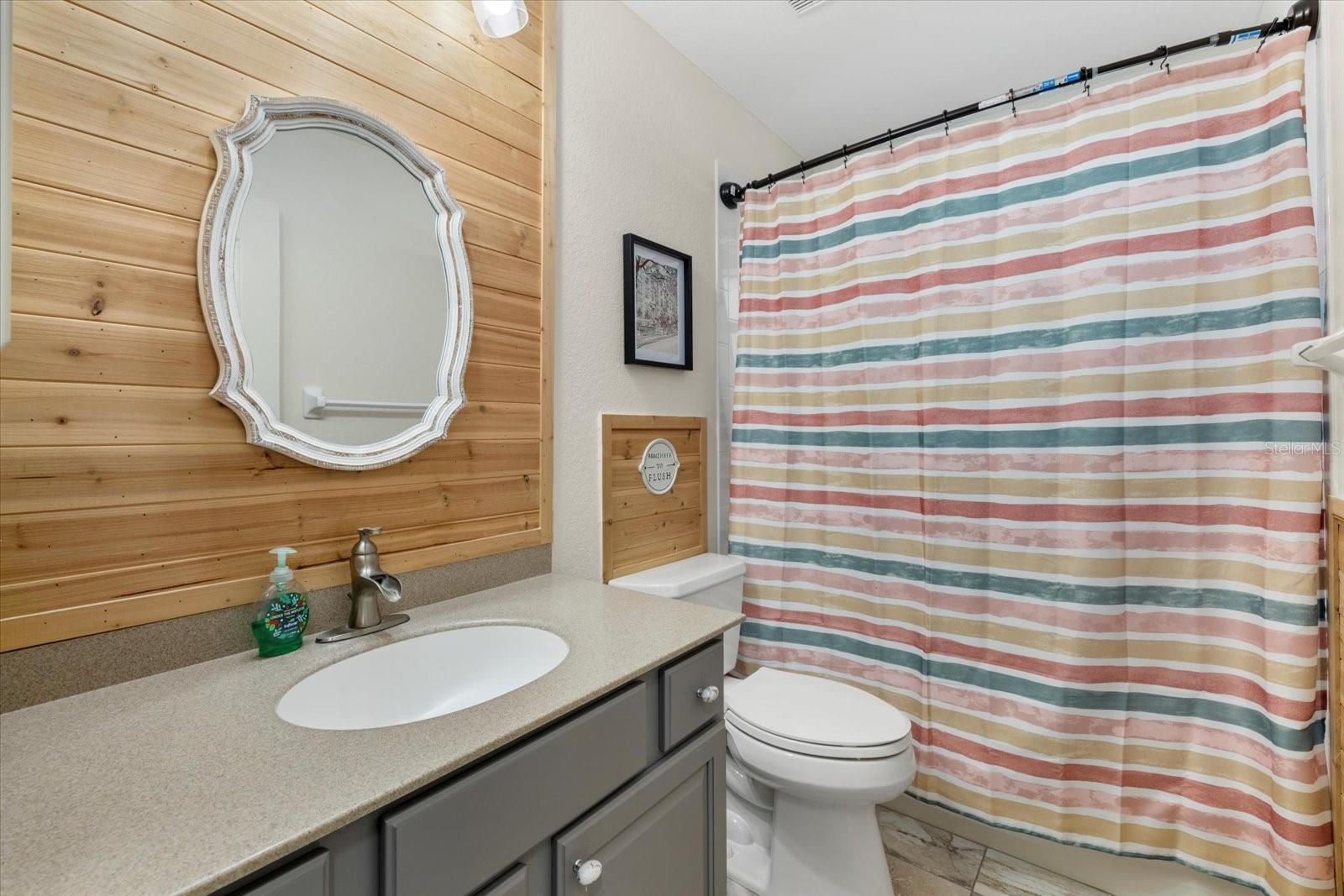 Listing photo id 19 for 2769 Dode Avenue