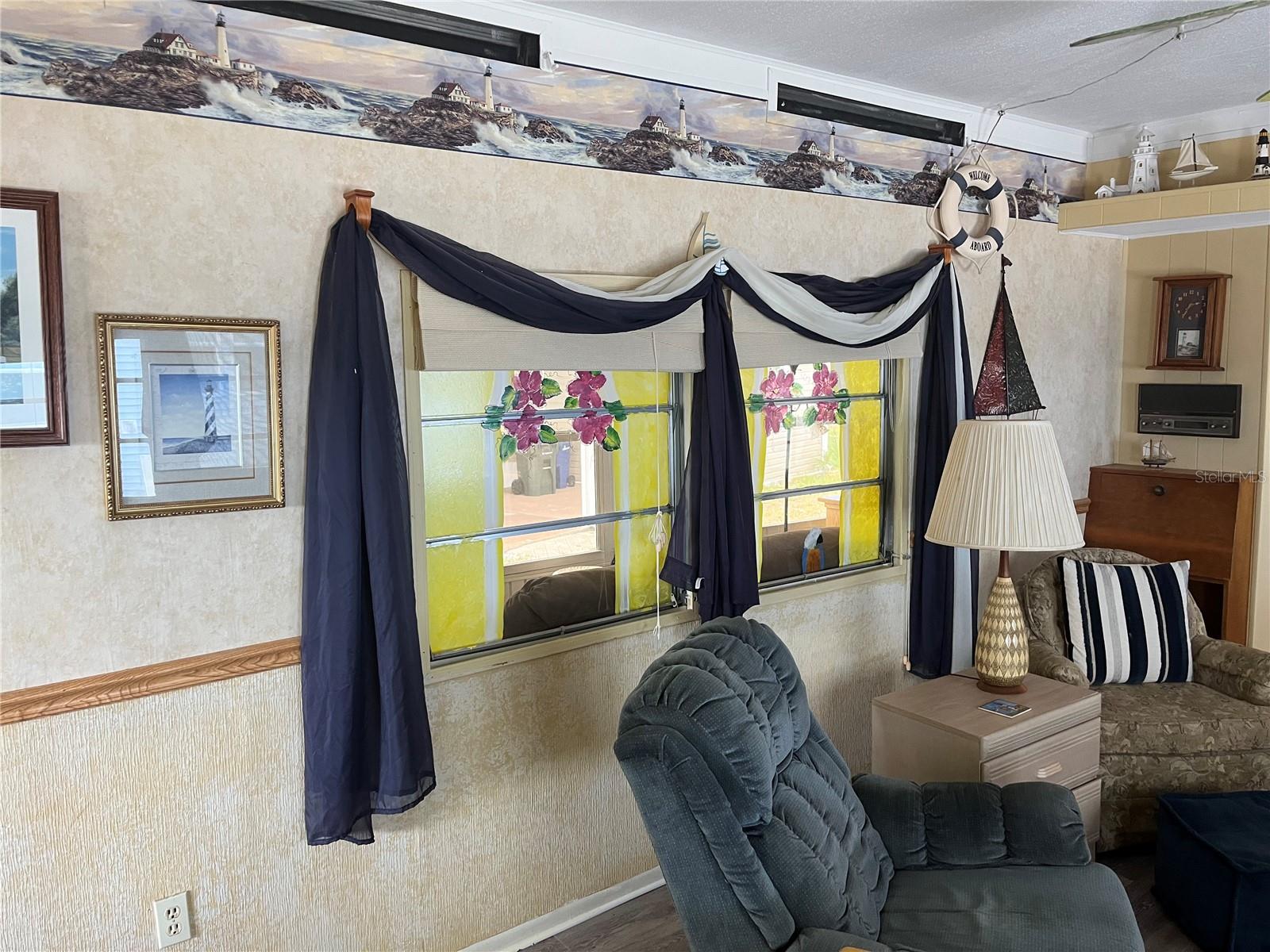 Image 12 of 40 For 834 Cervina Drive S