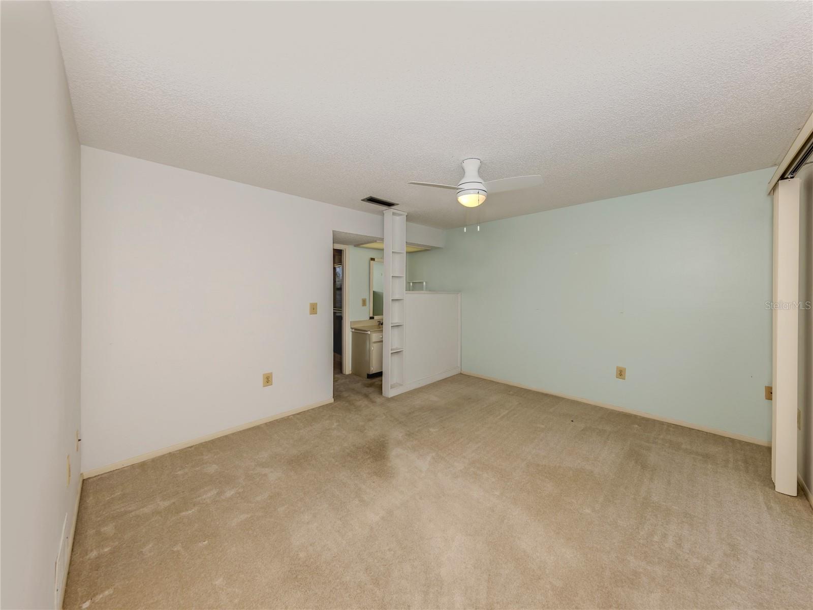 Image 22 of 55 For 1240 Lucaya Avenue